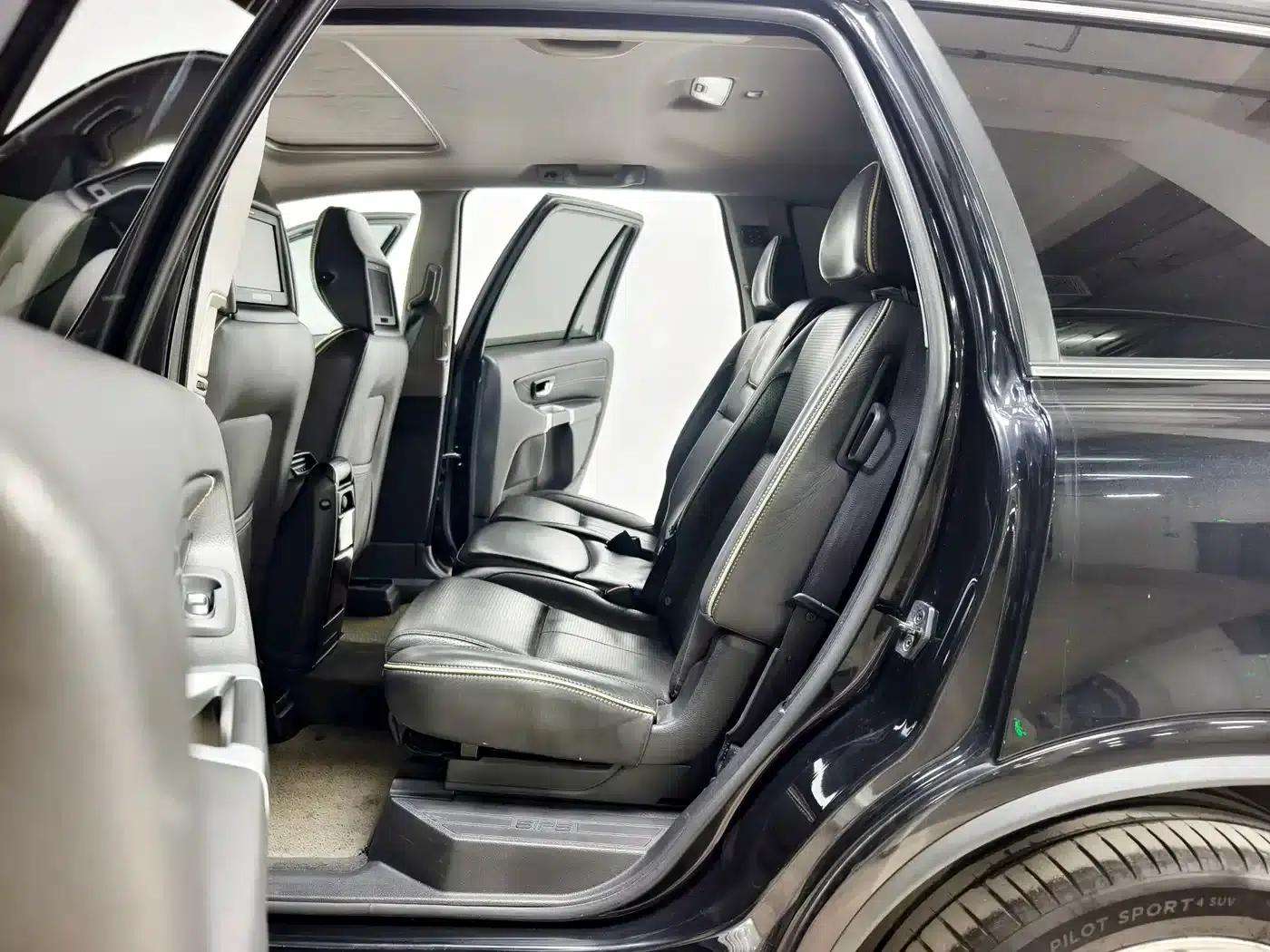 2013 Volvo XC90 2.5T T5 Executive Upgrade Edition — миниатюра 13