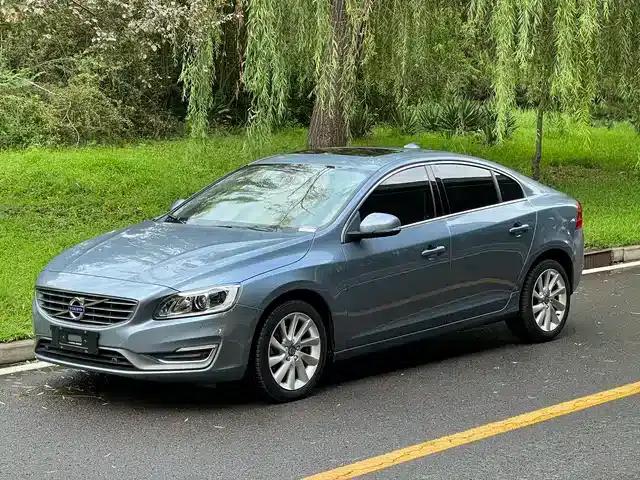 2018 Volvo S60 S60L T4 Smart Edition