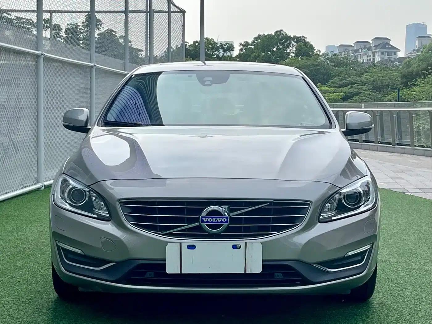 2015 Volvo S60 S60L 2.0T Smart Edition — миниатюра 2