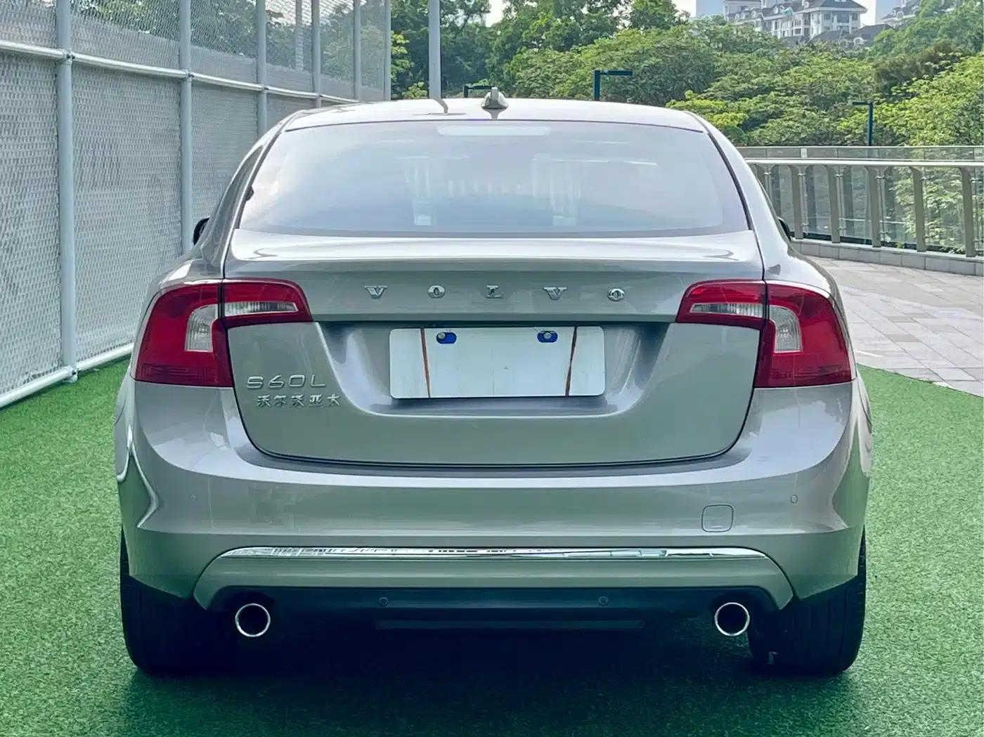 2015 Volvo S60 S60L 2.0T Smart Edition — миниатюра 4