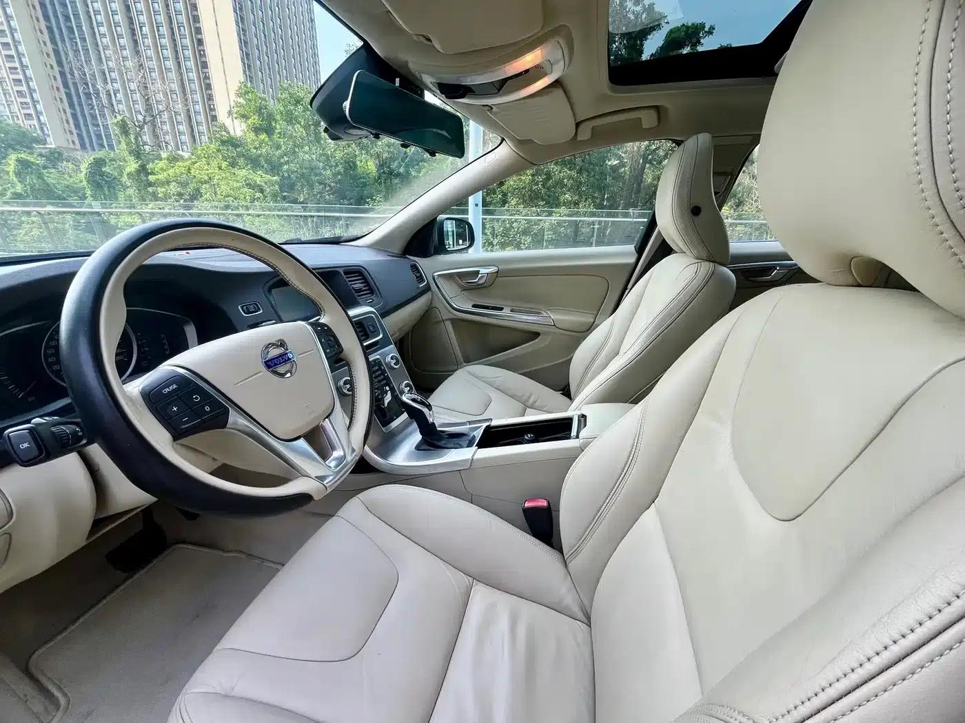 2015 Volvo S60 S60L 2.0T Smart Edition — миниатюра 8