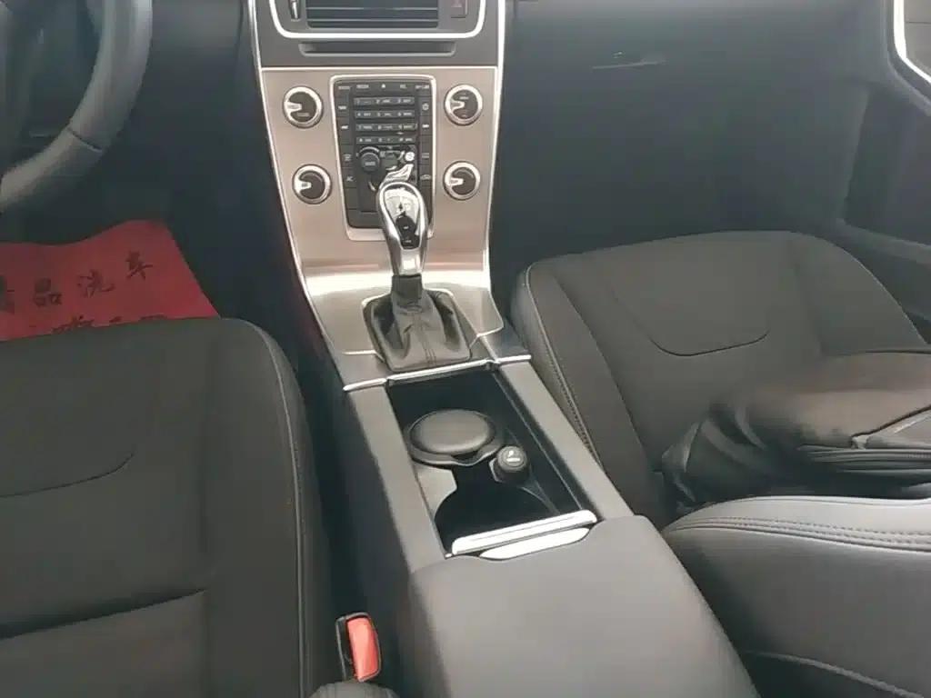 2014 Volvo S60 S60L 2.0T Smart Edition — миниатюра 14