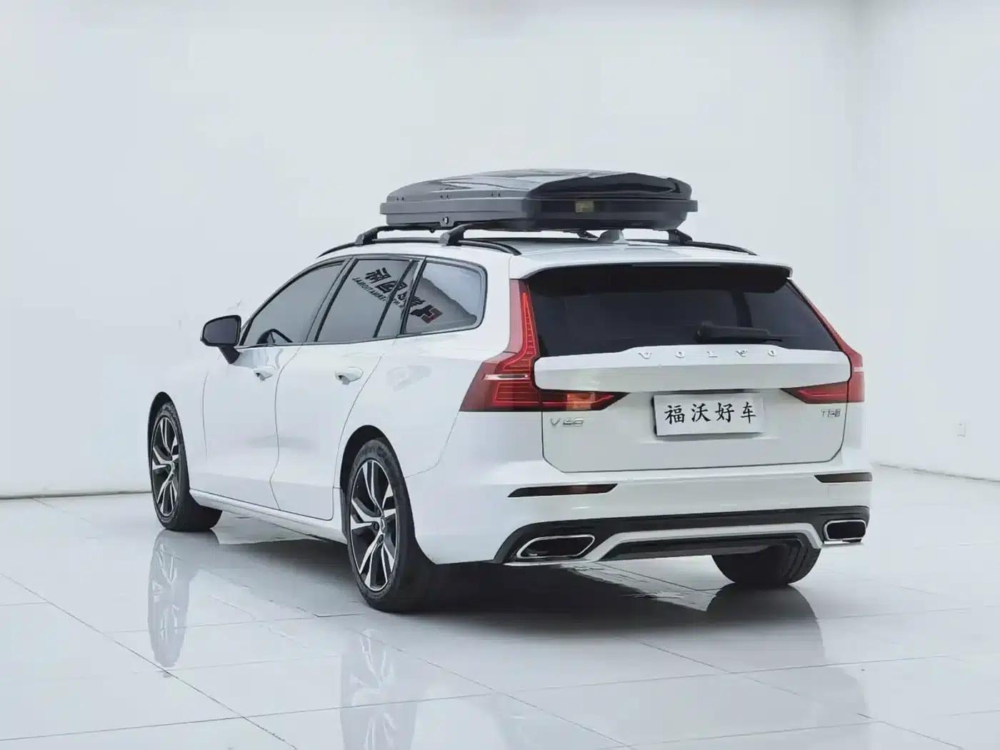 2020 Volvo V60 T5 Inscription Sport Edition — миниатюра 34