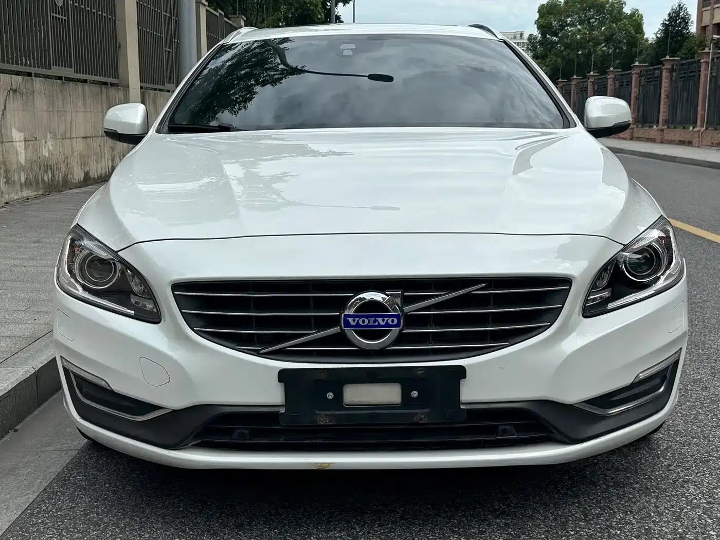2014 Volvo V60 Facelift T5 Smart Edition — миниатюра 3