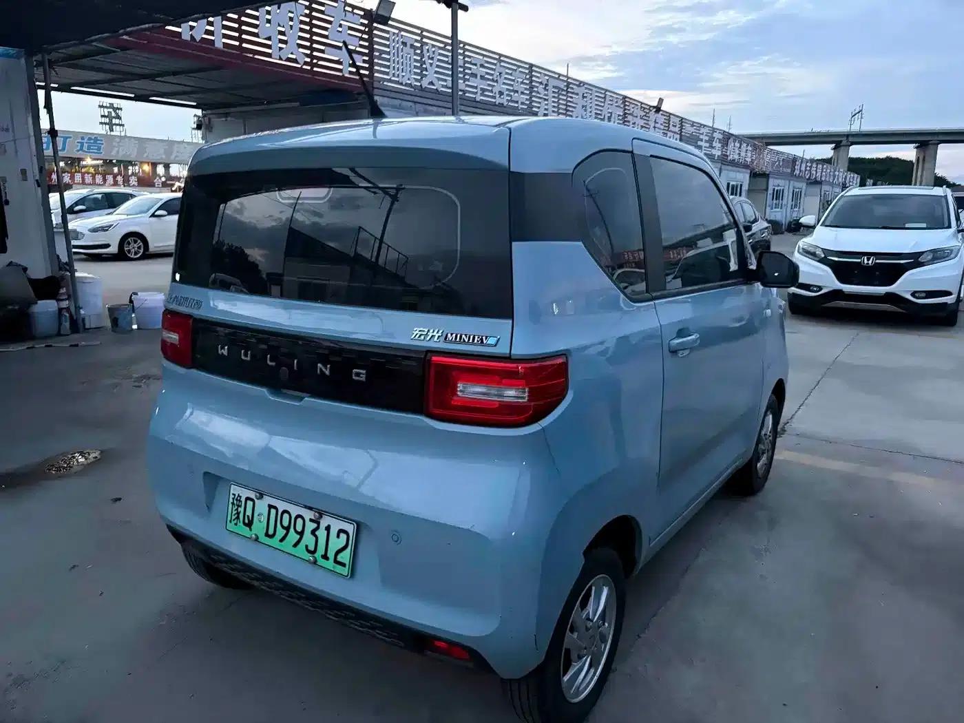 Hongguang MINIEV 2020 Model, Comfort Edition, Lithium Iron Phosphate — миниатюра 4