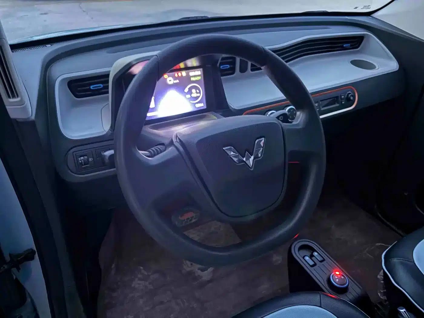Hongguang MINIEV 2020 Model, Comfort Edition, Lithium Iron Phosphate — миниатюра 8