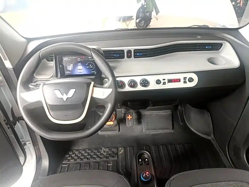 Hongguang MINIEV 2022 Model, Comfort Edition, Lithium Iron Phosphate — миниатюра 10