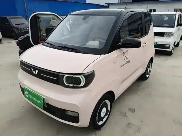 Hongguang MINIEV 2022 Macaron Premium Edition (Lithium Iron Phosphate)
