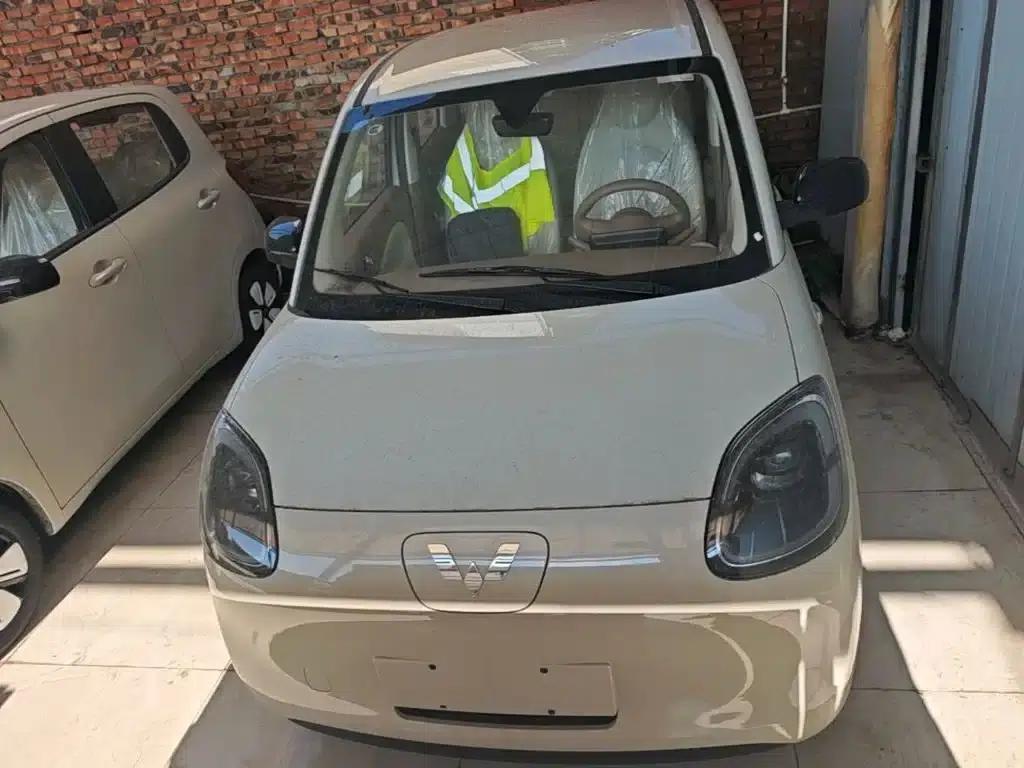Hongguang MINIEV 2025 Fourth Generation Four-Door Advanced Model — миниатюра 3
