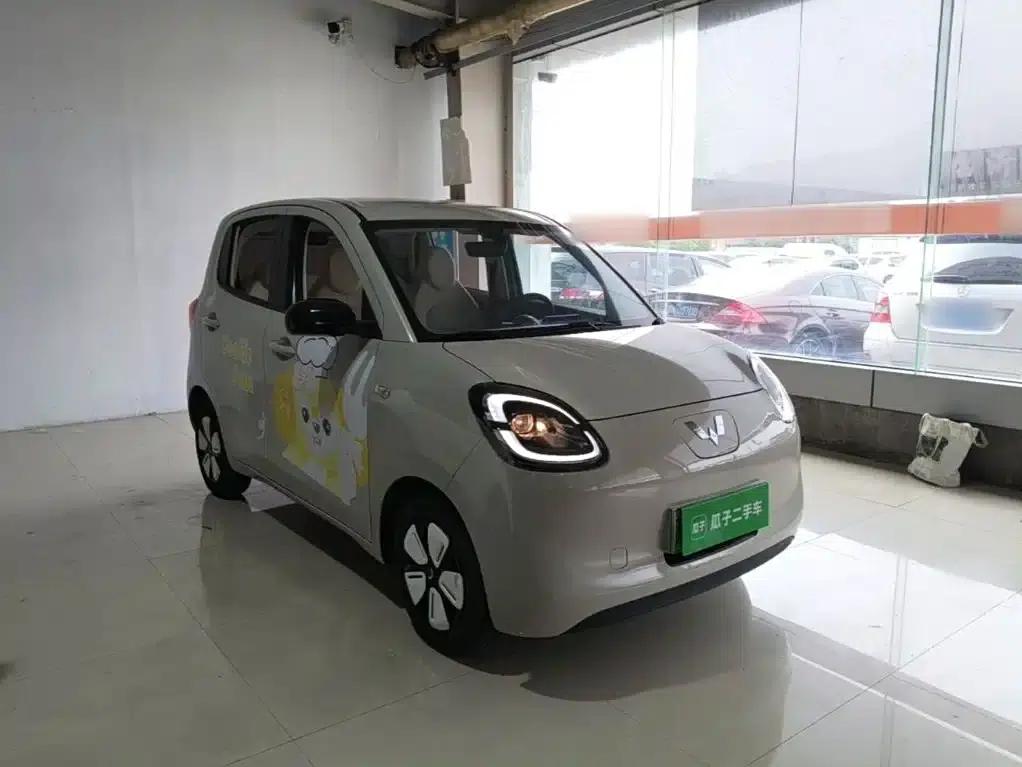 Hongguang MINIEV 2025 Fourth Generation Four-Door Advanced Model — миниатюра 4