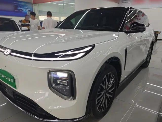 CHANGAN NEVO Q07 2025 215 Prestige Edition