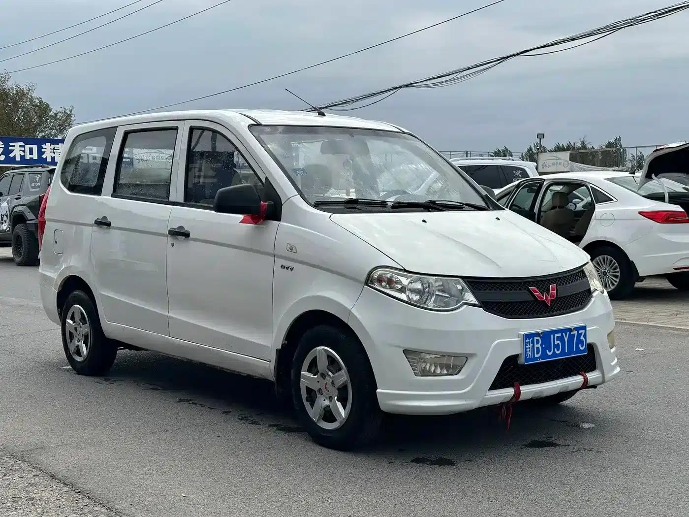 Wuling Hongguang 2016 1.5L Facelift S Comfort Model — миниатюра 3