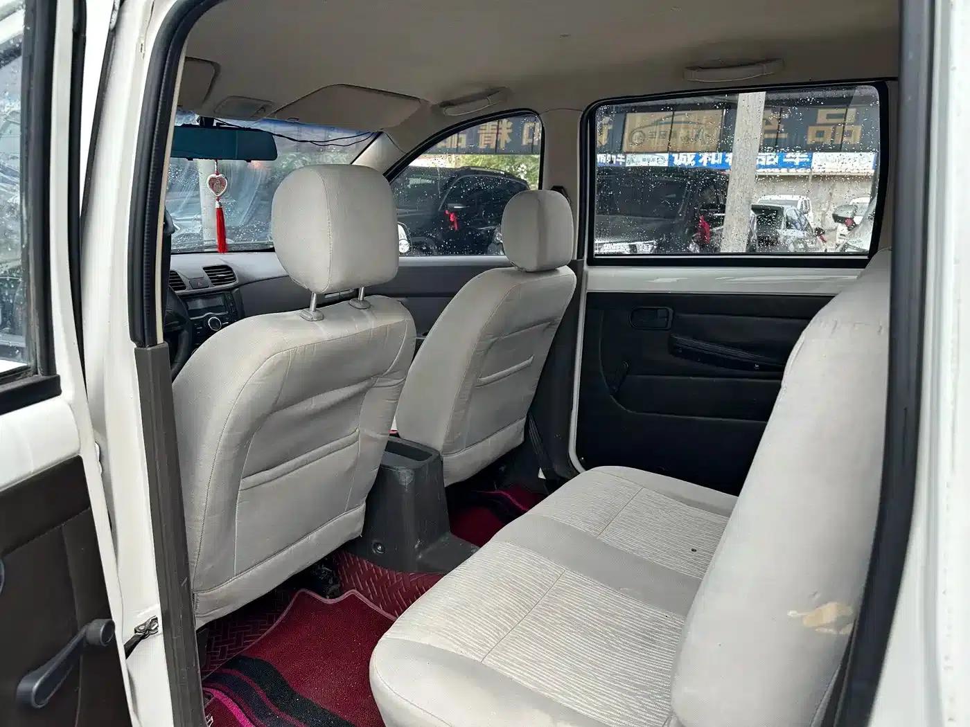 Wuling Hongguang 2016 1.5L Facelift S Comfort Model — миниатюра 6