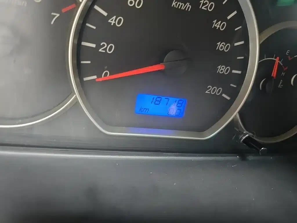 Wuling Hongguang 2014 1.5L S Standard Edition — миниатюра 9