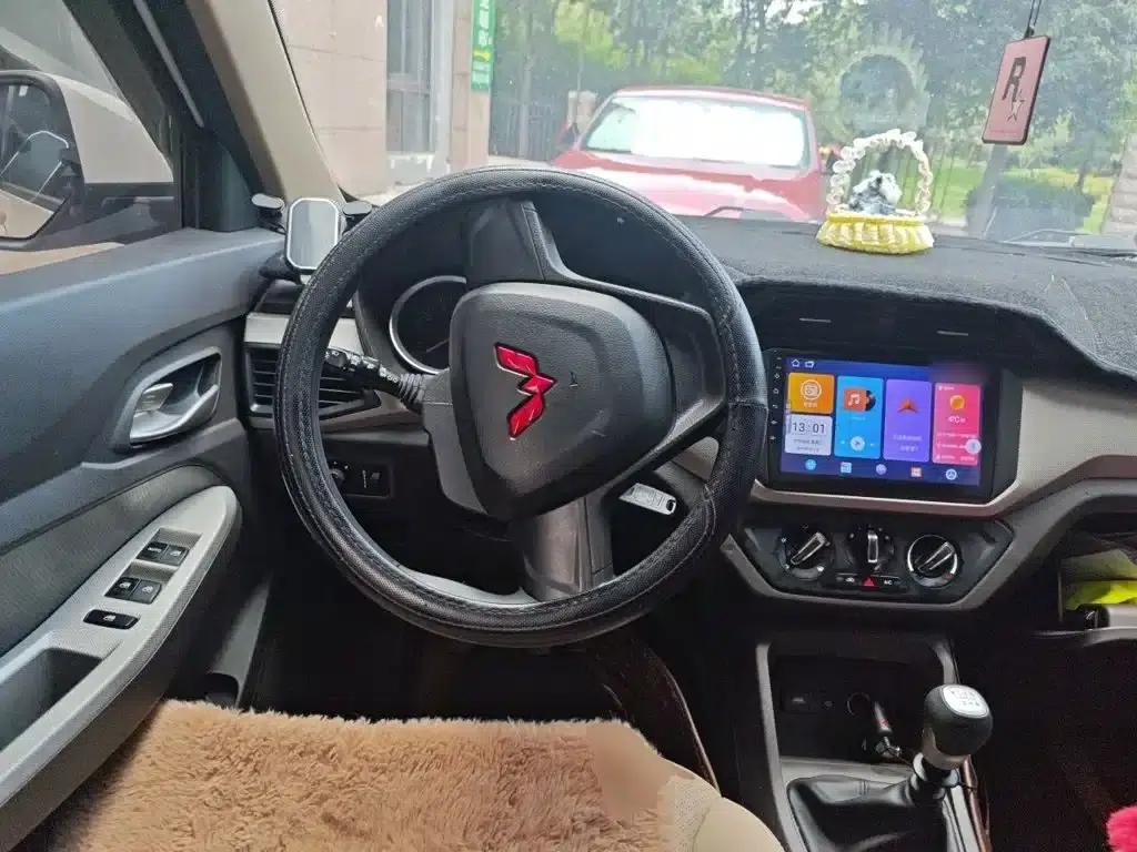 Wuling Hongguang 2021 1.5L S Comfort LAR — миниатюра 7