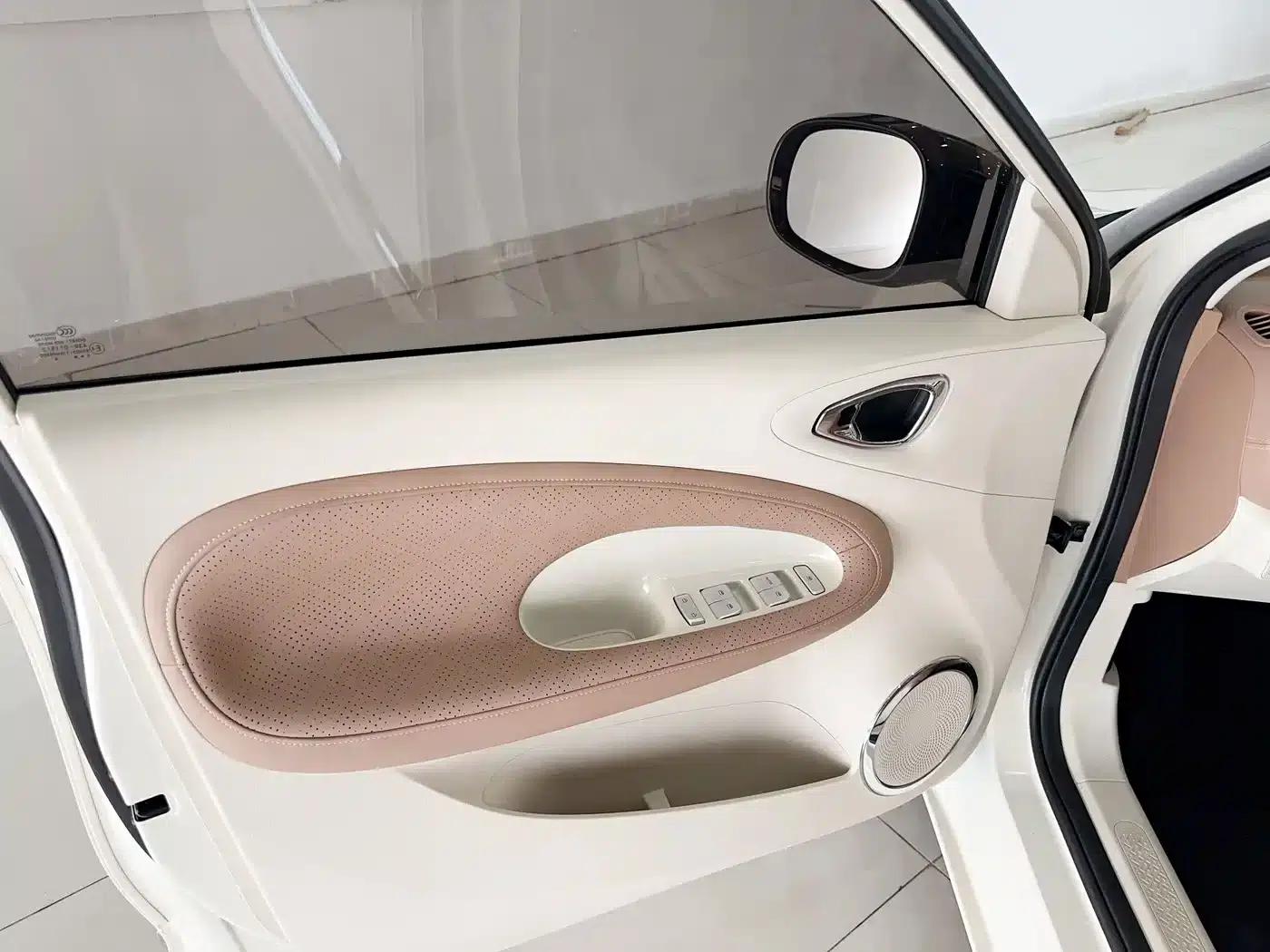 Wuling Bingo 2025 Model, 333km Range, Lingxi Connected Edition — миниатюра 9