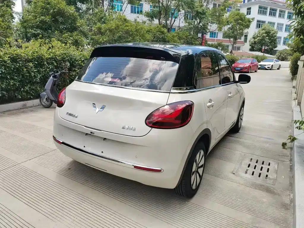 Wuling Bingo 2023 Model, 333km Range, Lingxi Connectivity+ Model — миниатюра 6