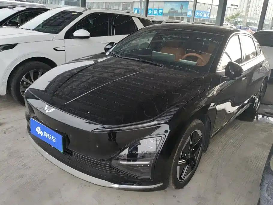 Wuling Xingguang 2025 Model 610km Smart Flagship Edition — миниатюра 1