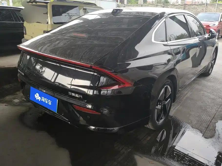 Wuling Xingguang 2025 Model 610km Smart Flagship Edition — миниатюра 3