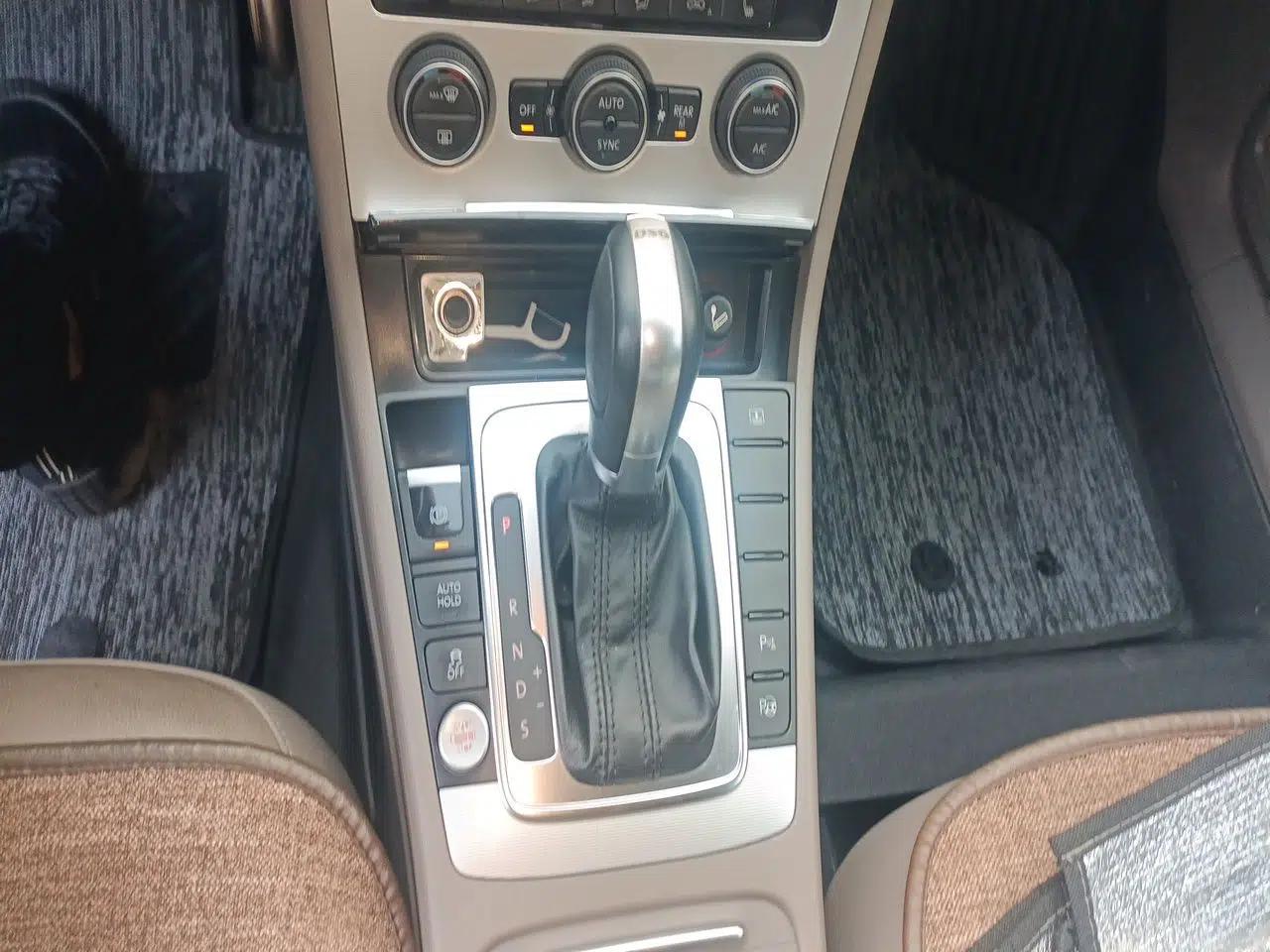 Volkswagen Magotan 2015 2.0 TSI Prestige Model — миниатюра 14