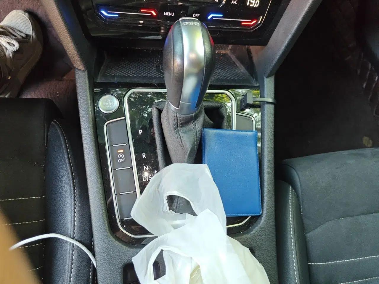 Volkswagen Magotan 2021 330TSI DSG 30th Anniversary Edition — миниатюра 11