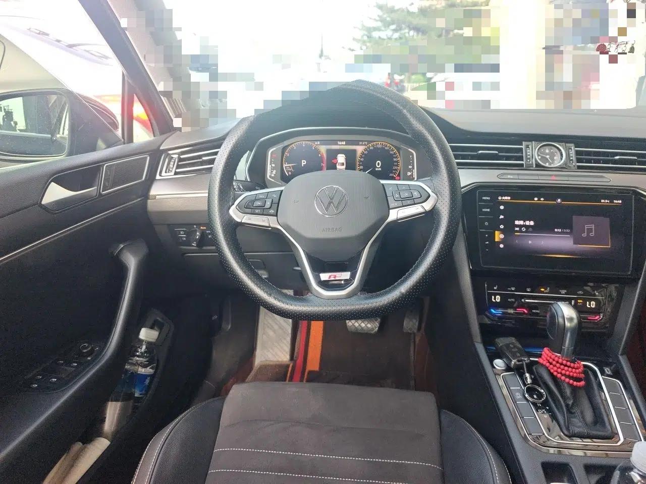 Volkswagen Magotan 2021 330TSI DSG 30th Anniversary Edition — миниатюра 10