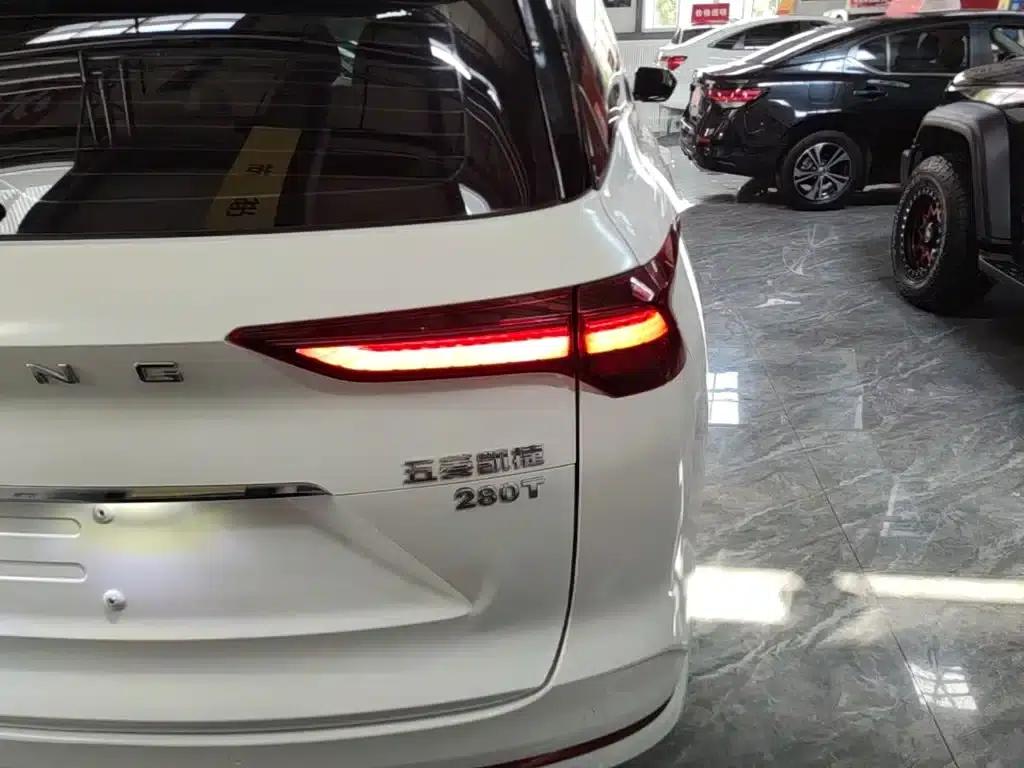 Wuling Capgemini 2022 280T 1.5T CVT Flagship Edition — миниатюра 8