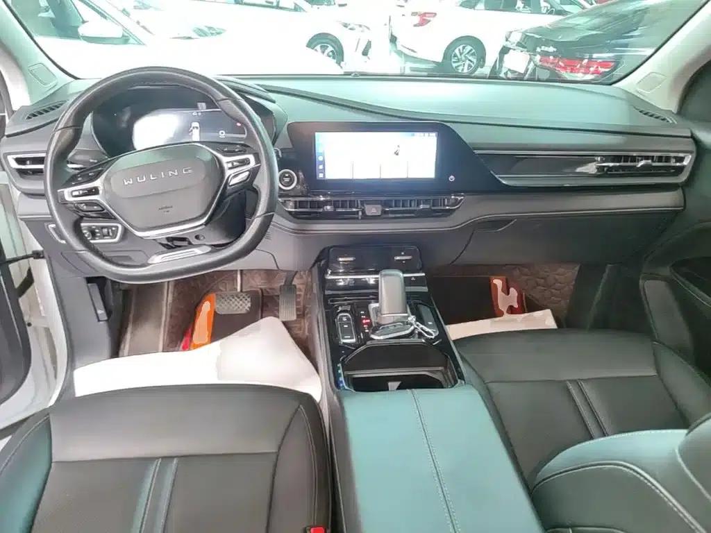 Wuling Capgemini 2022 280T 1.5T CVT Flagship Edition — миниатюра 10