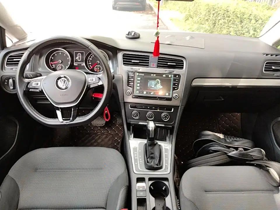 Volkswagen Golf 2018 230TSI Automatic Comfort Model — миниатюра 12