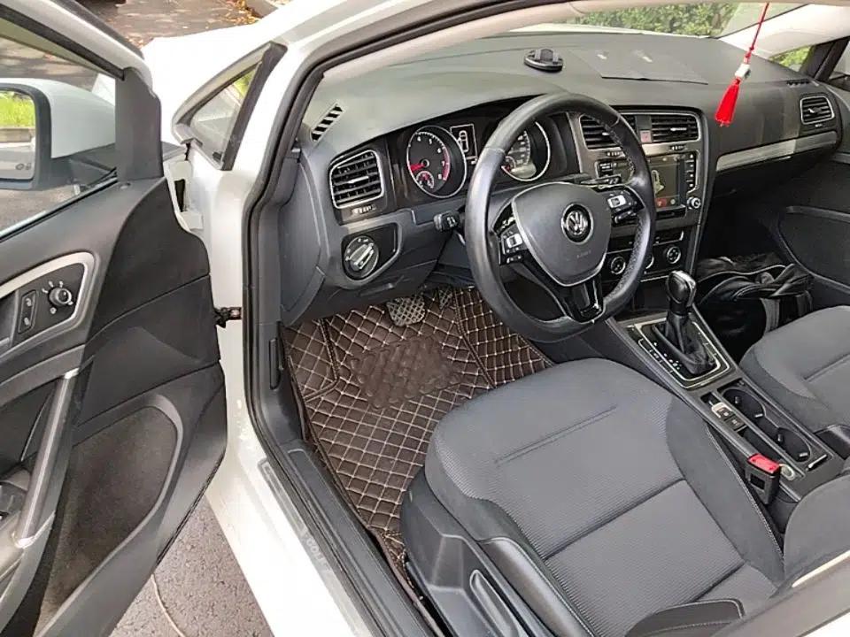 Volkswagen Golf 2018 230TSI Automatic Comfort Model — миниатюра 18