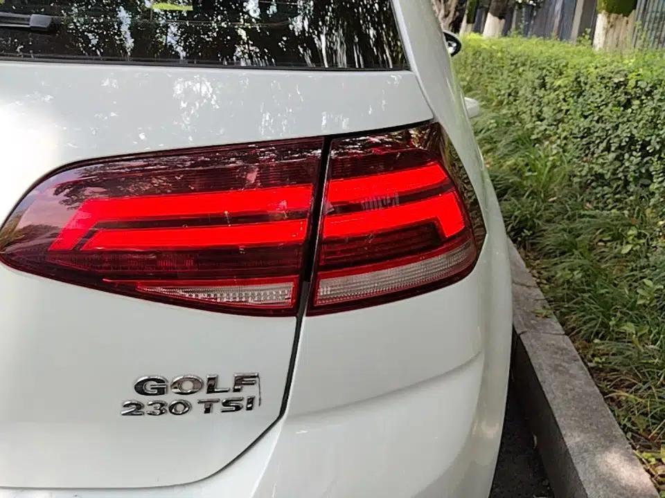 Volkswagen Golf 2018 230TSI Automatic Comfort Model — миниатюра 9