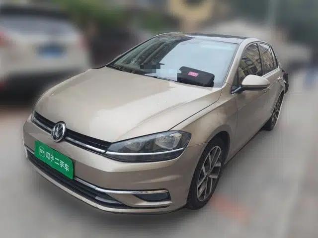 Volkswagen Golf 2018 230TSI Automatic Luxury Version