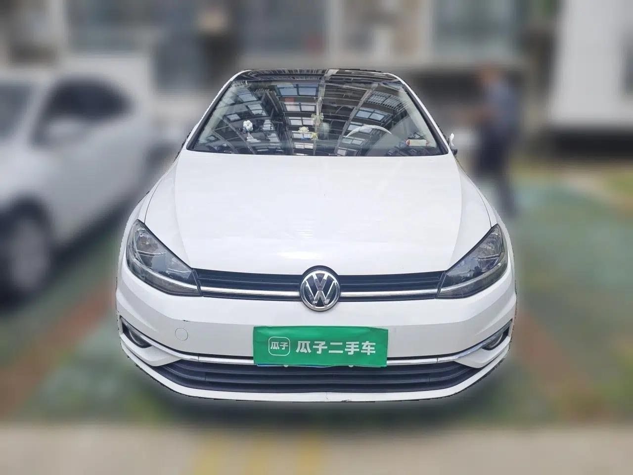 Volkswagen Golf 2018 1.6L Automatic Comfort Model — миниатюра 2