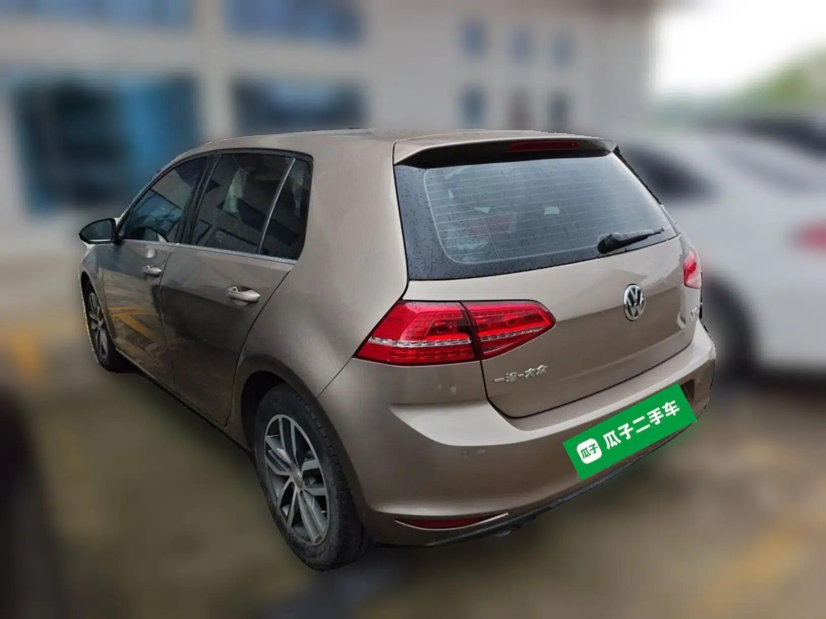 Volkswagen Golf 2016 230TSI Automatic Luxury Version — миниатюра 4