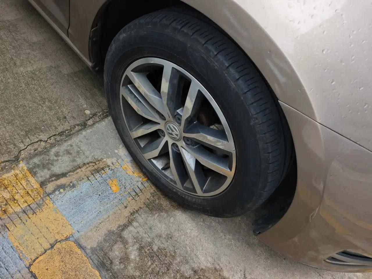 Volkswagen Golf 2016 230TSI Automatic Luxury Version — миниатюра 8