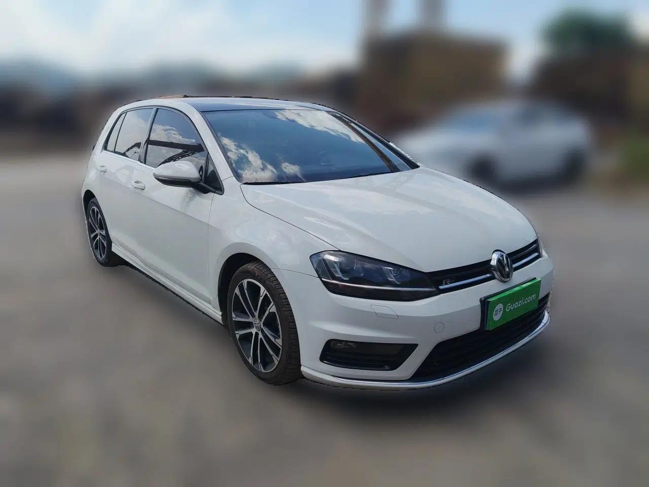Volkswagen Golf 2017 280TSI Automatic R-Line Million-Vehicle Commemorative Edition — миниатюра 3