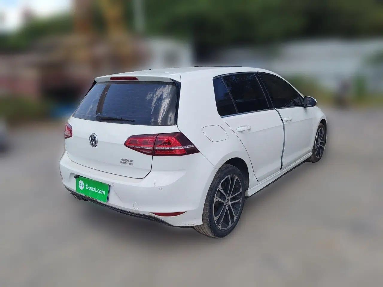 Volkswagen Golf 2017 280TSI Automatic R-Line Million-Vehicle Commemorative Edition — миниатюра 6