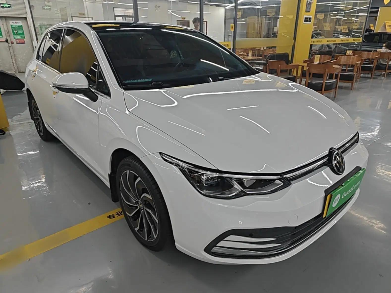 Volkswagen Golf 2023 280TSI DSG Pro — миниатюра 3