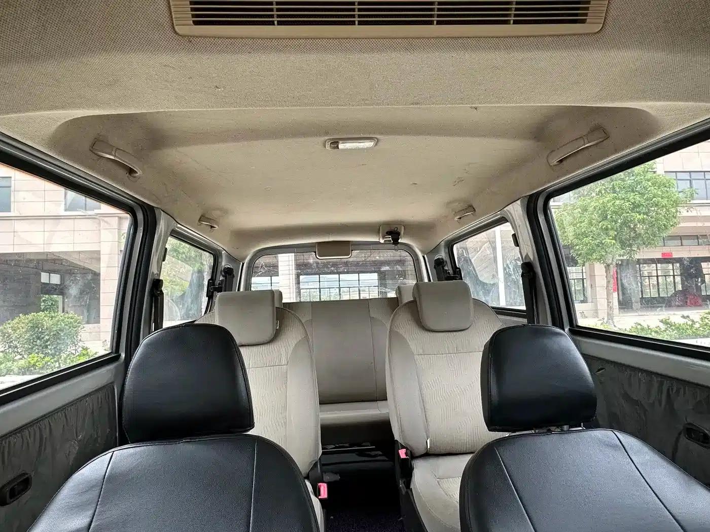 Wuling Rongguang V 2016 1.5L Standard Edition — миниатюра 6