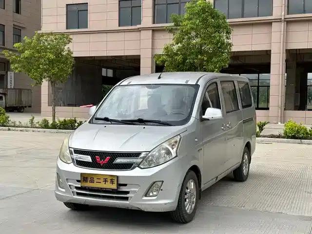 Wuling Rongguang V 2016 1.5L Standard Edition