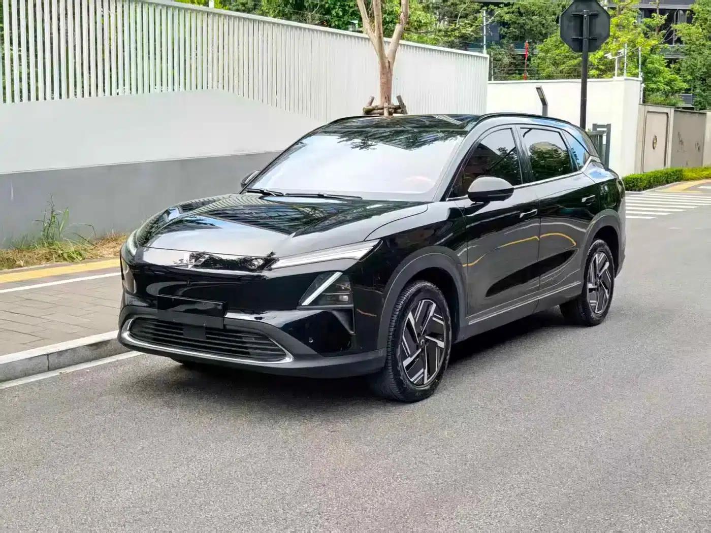 Wuling Xingguang S 2025 Model 130km Flagship Edition — миниатюра 1