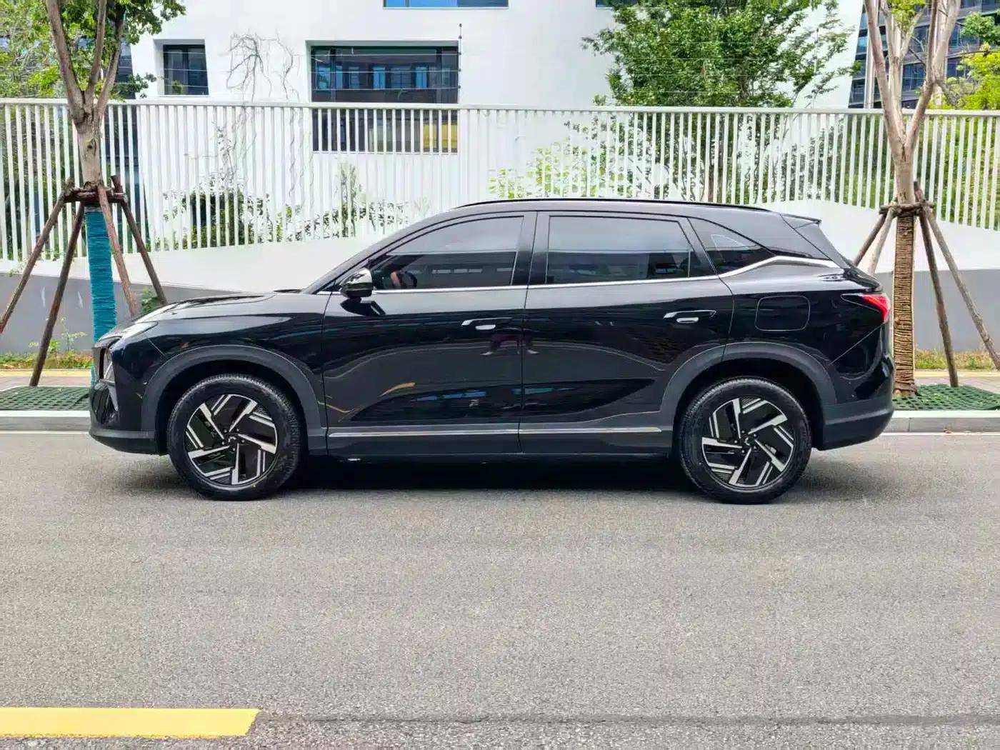 Wuling Xingguang S 2025 Model 130km Flagship Edition — миниатюра 3