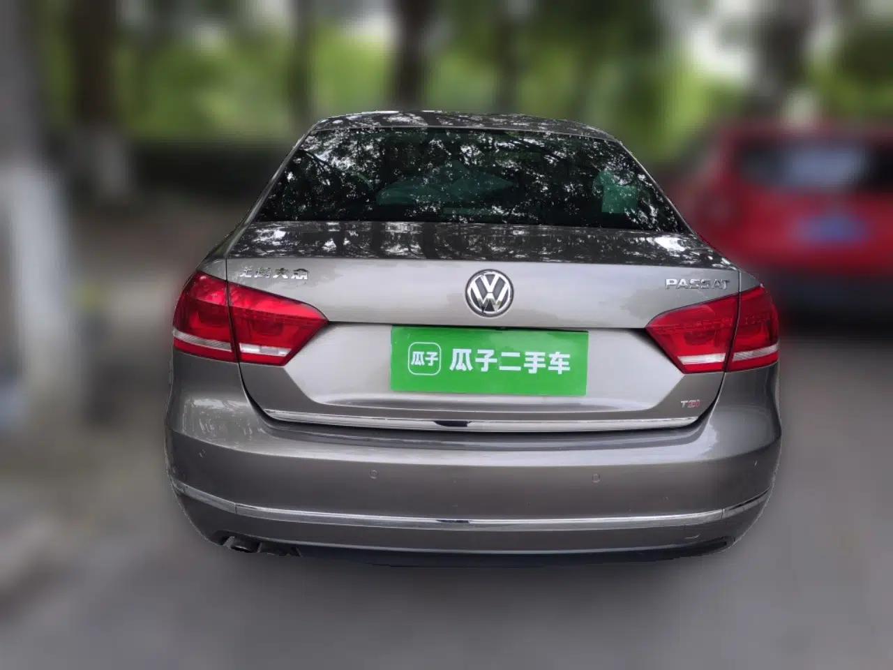 Volkswagen Passat 2013 1.8TSI DSG Prestige Edition — миниатюра 5