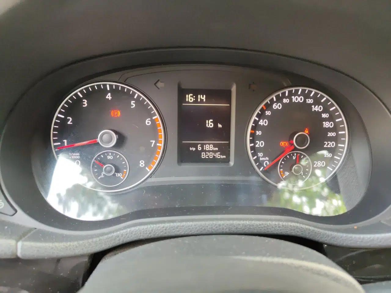 Volkswagen Passat 2014 1.4TSI Manual Luxury Edition — миниатюра 11