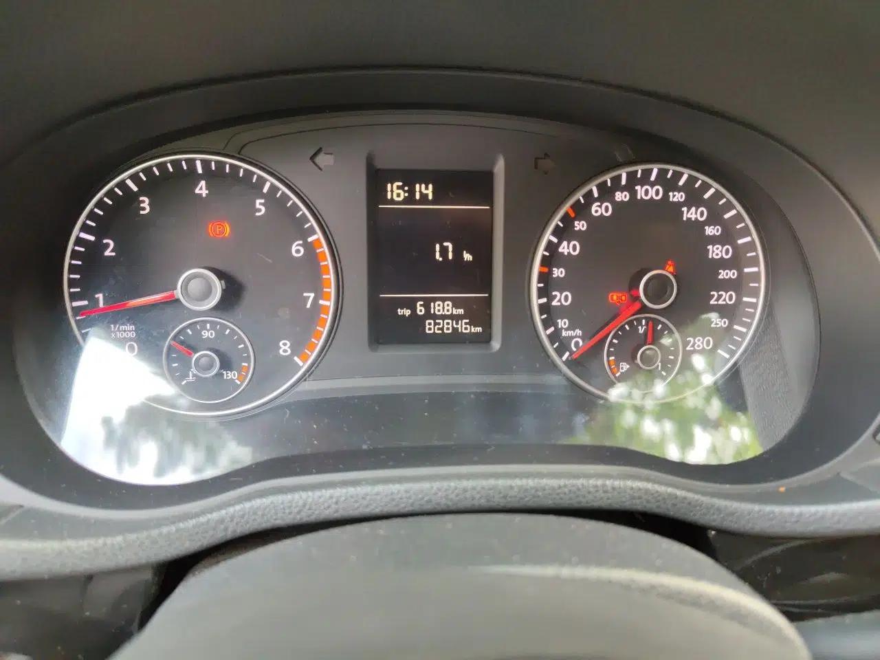 Volkswagen Passat 2014 1.4TSI Manual Luxury Edition — миниатюра 12