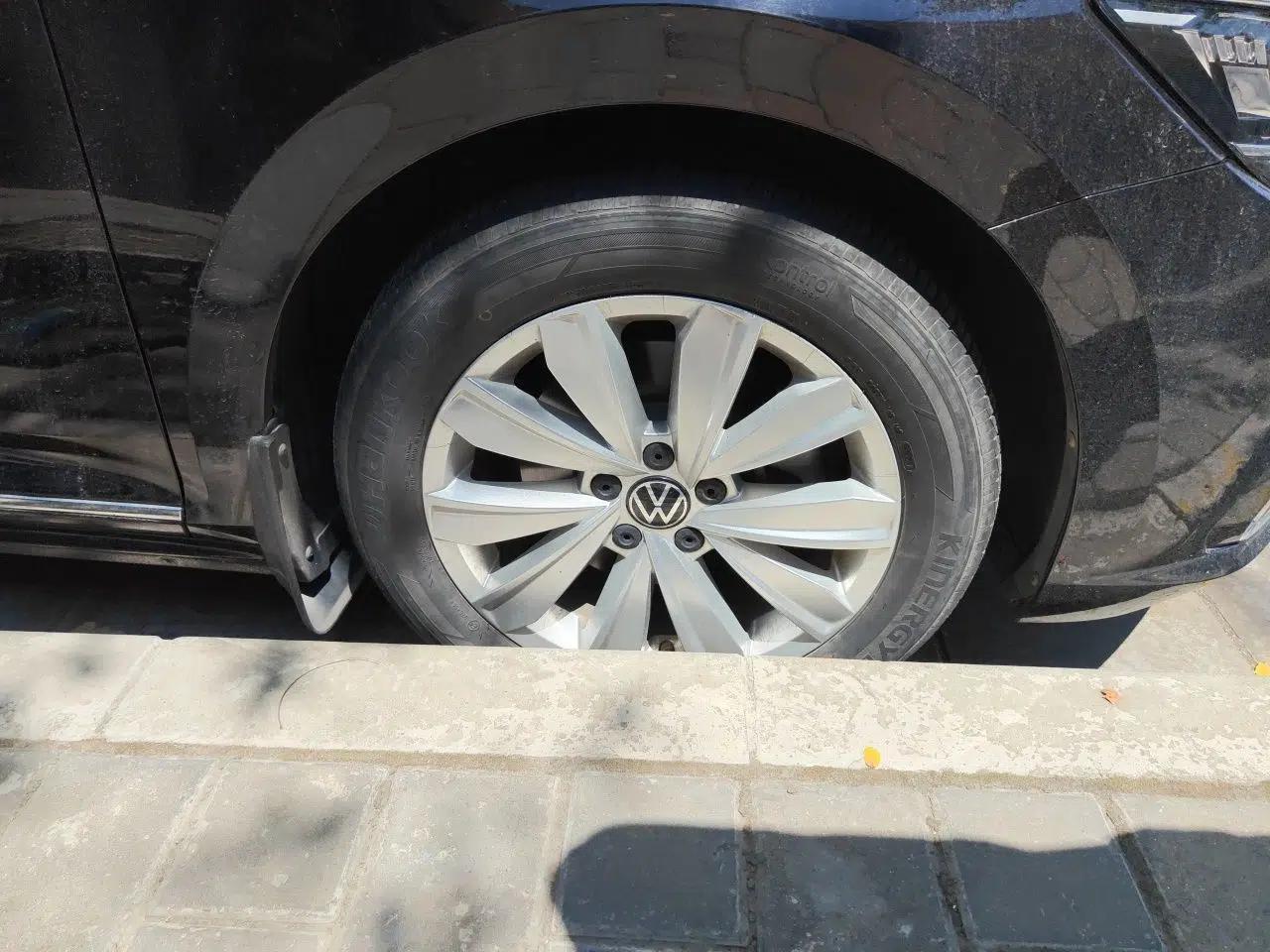 Volkswagen Passat 2021 330TSI Elite Edition — миниатюра 8