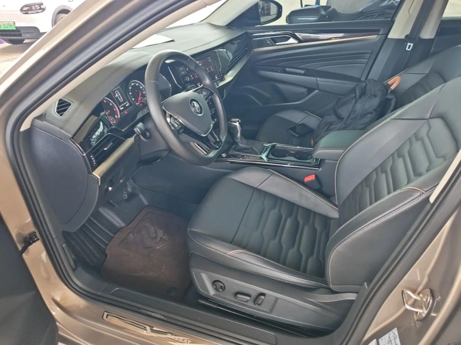 Volkswagen Passat 2019 330TSI Elite Edition China VI — миниатюра 17