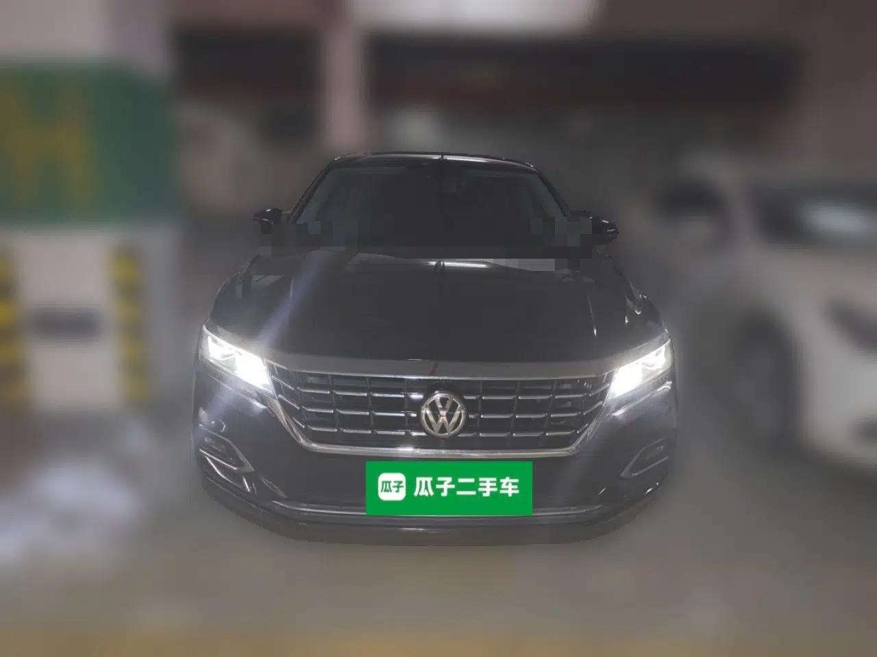 Volkswagen Passat 2019 330TSI Luxury Edition China VI Standard — миниатюра 2