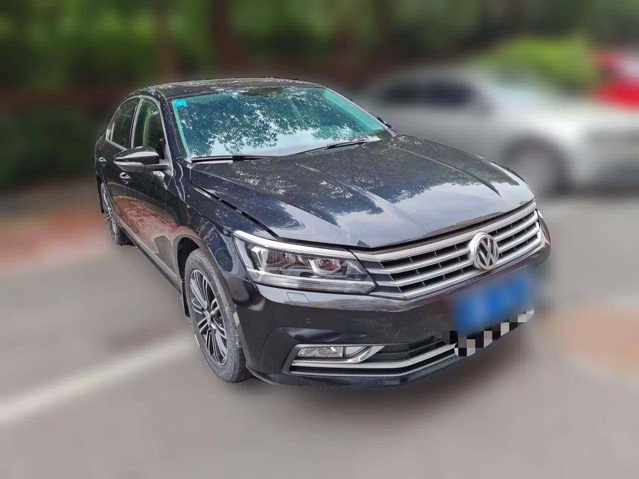 Volkswagen Passat 2017 330TSI DSG Prestige Edition — миниатюра 3