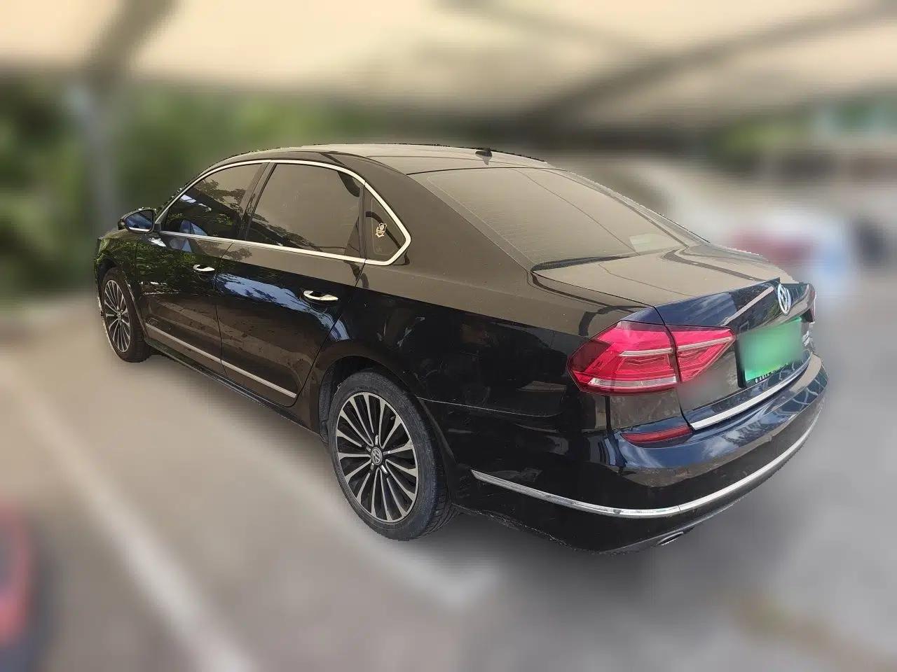 Volkswagen Passat 2017 330TSI DSG Prestige Edition — миниатюра 4
